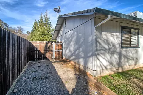 925 Oakmont Dr, Redding, CA 96003 photo 31