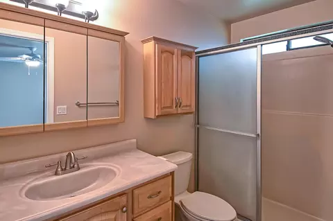 925 Oakmont Dr, Redding, CA 96003 photo 15
