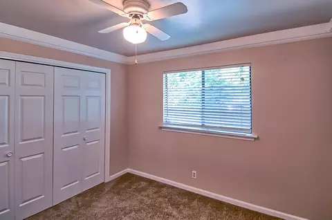 925 Oakmont Dr, Redding, CA 96003 photo 18