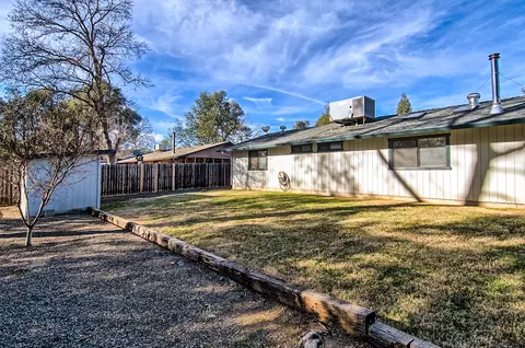 925 Oakmont Dr, Redding, CA 96003 photo 28