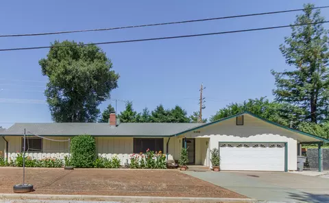 4440 Wyatt Ln, Redding, CA 96002 photo 2