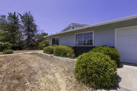 3505 Panorama Dr, Redding, CA 96003 photo 3