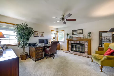 903 Sunriver Ln, Redding, CA 96001 photo 6