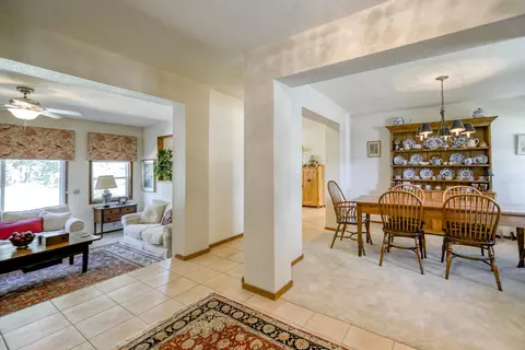 903 Sunriver Ln, Redding, CA 96001 photo 4