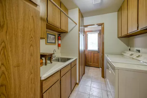 903 Sunriver Ln, Redding, CA 96001 photo 22