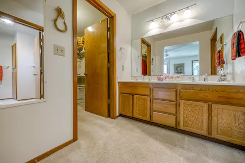 903 Sunriver Ln, Redding, CA 96001 photo 34