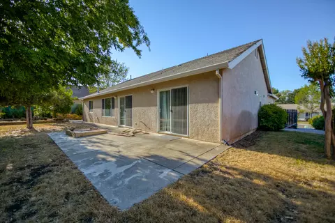 19326 Kinene Ct, Redding, CA 96003 photo 25