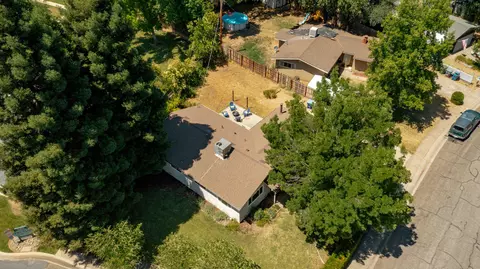 860 Christine Ave, Redding, CA 96003 photo 61