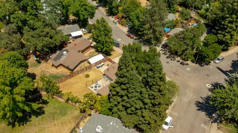 860 Christine Ave, Redding, CA 96003 photo 56