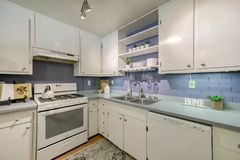 860 Christine Ave, Redding, CA 96003 photo 3