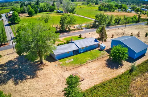 21846 Lone Tree Rd, Anderson, CA 96007 photo 3