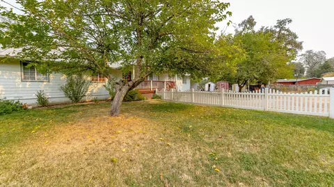 18136 Blackberry Ln, Redding, CA 96003 photo 30