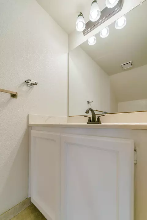 200 Ridgetop Dr #17, Redding, CA 96003 photo 17