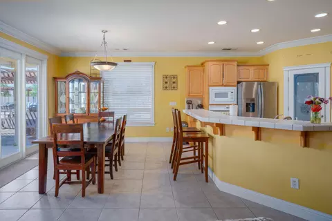 498 Amherst Pl, Redding, CA 96003 photo 16