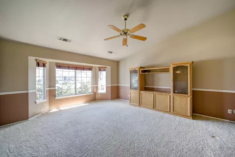 1440 Lavender Way, Redding, CA 96003 photo 3