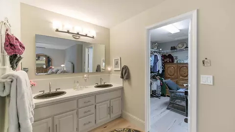 4164 Saratoga, Redding, CA 96002 photo 22