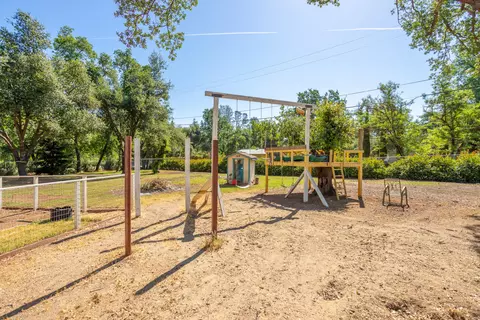 6934 Genes Ln, Anderson, CA 96007 photo 45