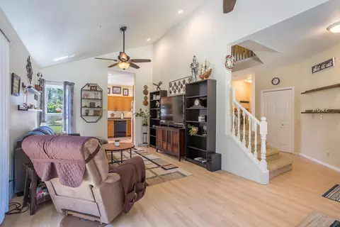 6934 Genes Ln, Anderson, CA 96007 photo 9