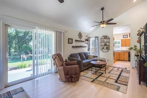 6934 Genes Ln, Anderson, CA 96007 photo 8