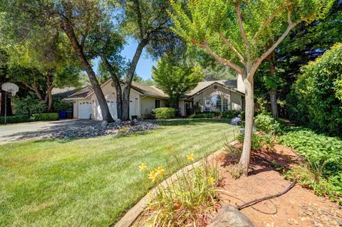 2113 Western Oak Dr, Redding, CA 96002 photo 60