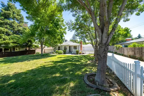 5567 E Bonnyview Rd, Redding, CA 96001 photo 7