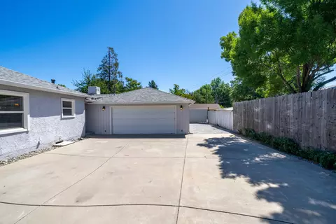 5567 E Bonnyview Rd, Redding, CA 96001 photo 32