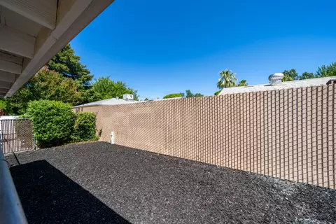 5567 E Bonnyview Rd, Redding, CA 96001 photo 48