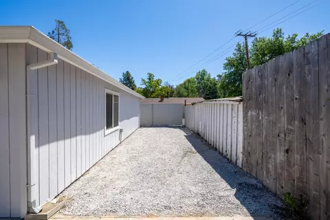 5567 E Bonnyview Rd, Redding, CA 96001 photo 33