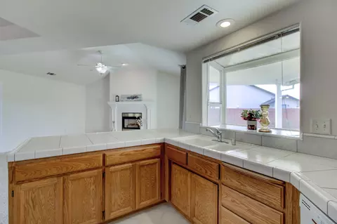 2858 Aspen Glow Ln, Redding, CA 96001 photo 11