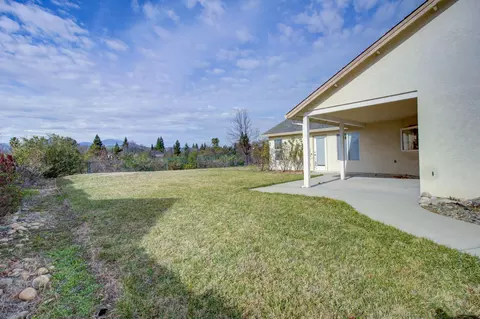 2858 Aspen Glow Ln, Redding, CA 96001 photo 35