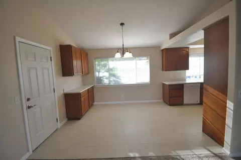 11518 Wales Dr, Redding, CA 96003 photo 8