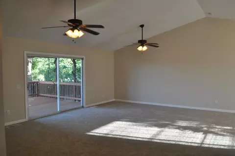 11518 Wales Dr, Redding, CA 96003 photo 9