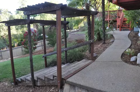 11518 Wales Dr, Redding, CA 96003 photo 35