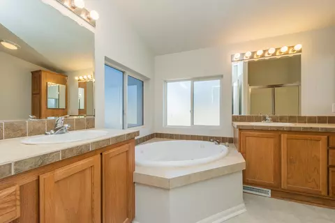 10425 Ryan Hill Rd, Redding, CA 96003 photo 12