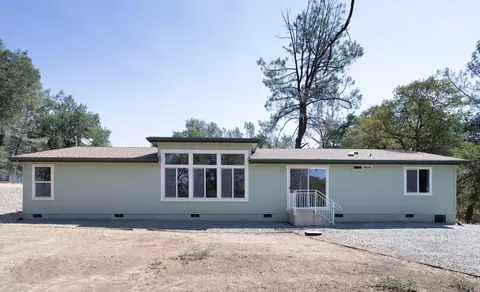 10425 Ryan Hill Rd, Redding, CA 96003 photo 2