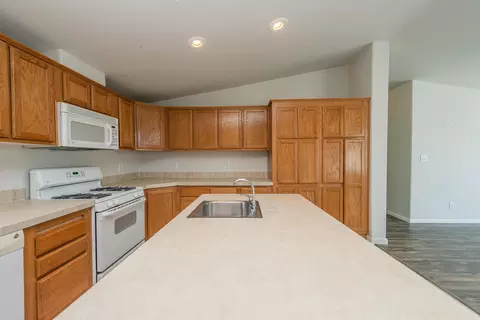 10425 Ryan Hill Rd, Redding, CA 96003 photo 23
