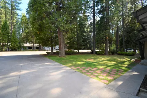 37134 Sapphire Rd, Burney, CA 96013 photo 3