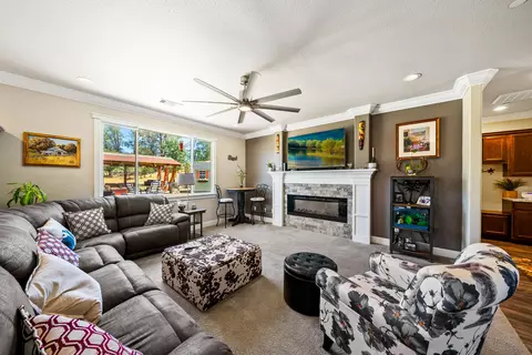 1906 Tarmac Rd, Redding, CA 96003 photo 8