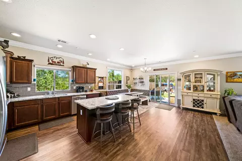 1906 Tarmac Rd, Redding, CA 96003 photo 10