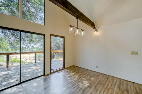 19766 Deerhaven Dr, Redding, CA 96003 photo 7