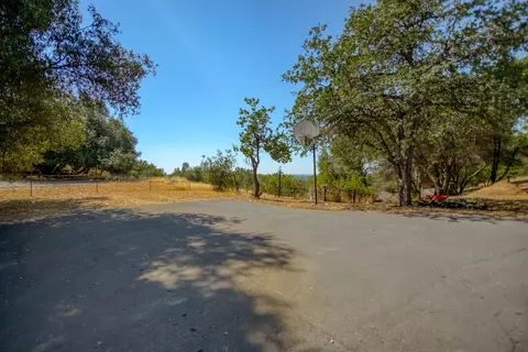 19766 Deerhaven Dr, Redding, CA 96003 photo 52