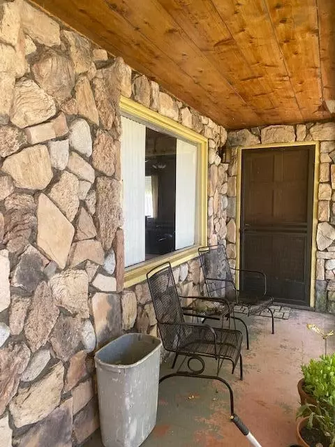 2171 Concord Ln, Redding, CA 96001 photo 3