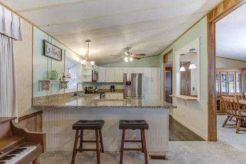 1070 Mountain Shadows Blvd, Redding, CA 96003 photo 4