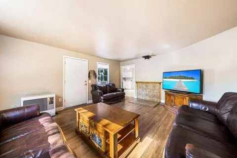 10159 Salmon Creek Rd, Redding, CA 96003 photo 5