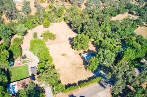10159 Salmon Creek Rd, Redding, CA 96003 photo 33