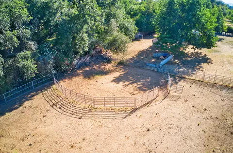 10159 Salmon Creek Rd, Redding, CA 96003 photo 26