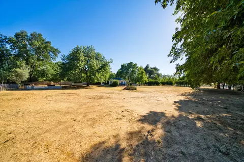 10159 Salmon Creek Rd, Redding, CA 96003 photo 22