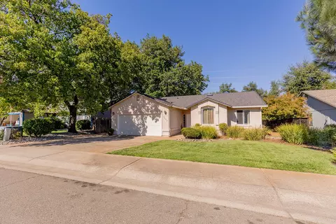 3363 Lawrence Rd, Redding, CA 96002 photo 3