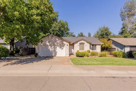 3363 Lawrence Rd, Redding, CA 96002 photo 1