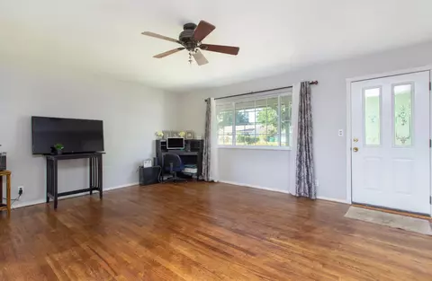 7147 The Terrace St, Anderson, CA 96007 photo 6